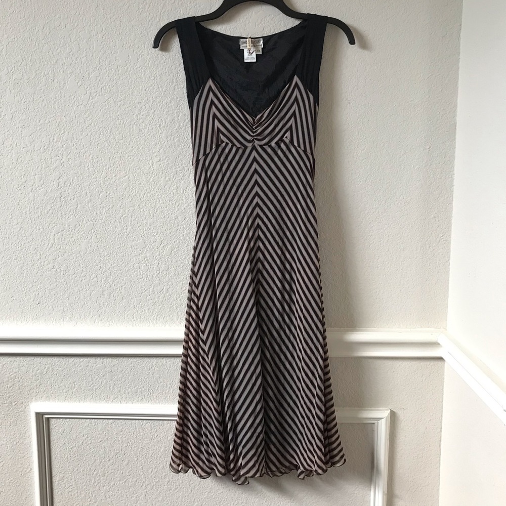 MLLP 100% Silk V-Neck Sleeveless Dress Size XS